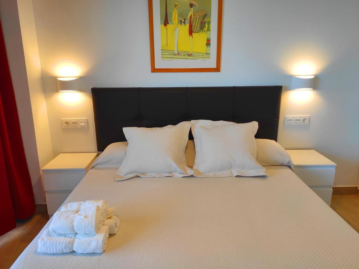 Beachfront -- New Luxury Apartment -- 1ª Linea Playa -- Fuengirola City Center -- Private Parking -- Panoramic Sea Views -- エクステリア 写真