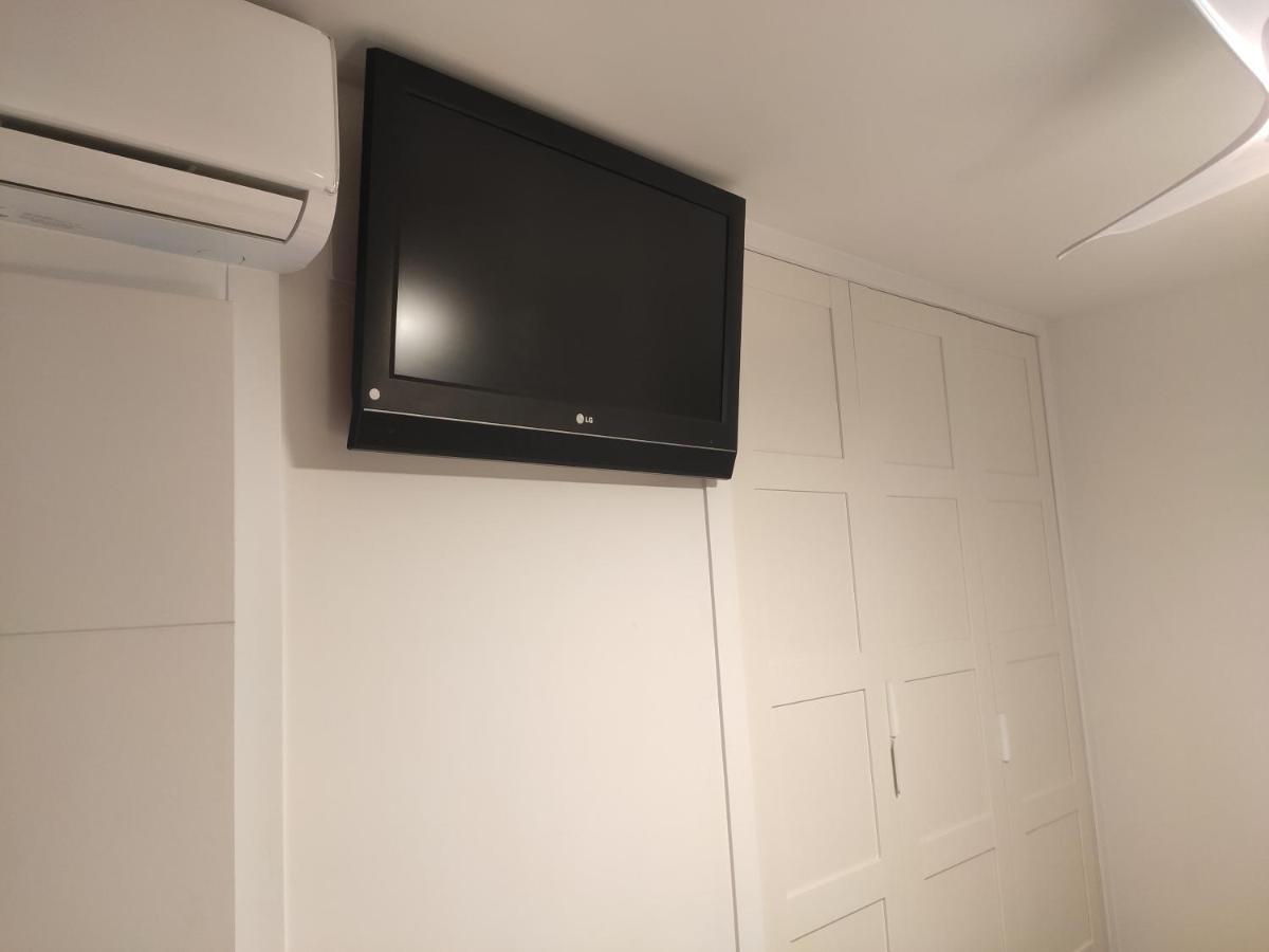 Beachfront -- New Luxury Apartment -- 1ª Linea Playa -- Fuengirola City Center -- Private Parking -- Panoramic Sea Views -- エクステリア 写真