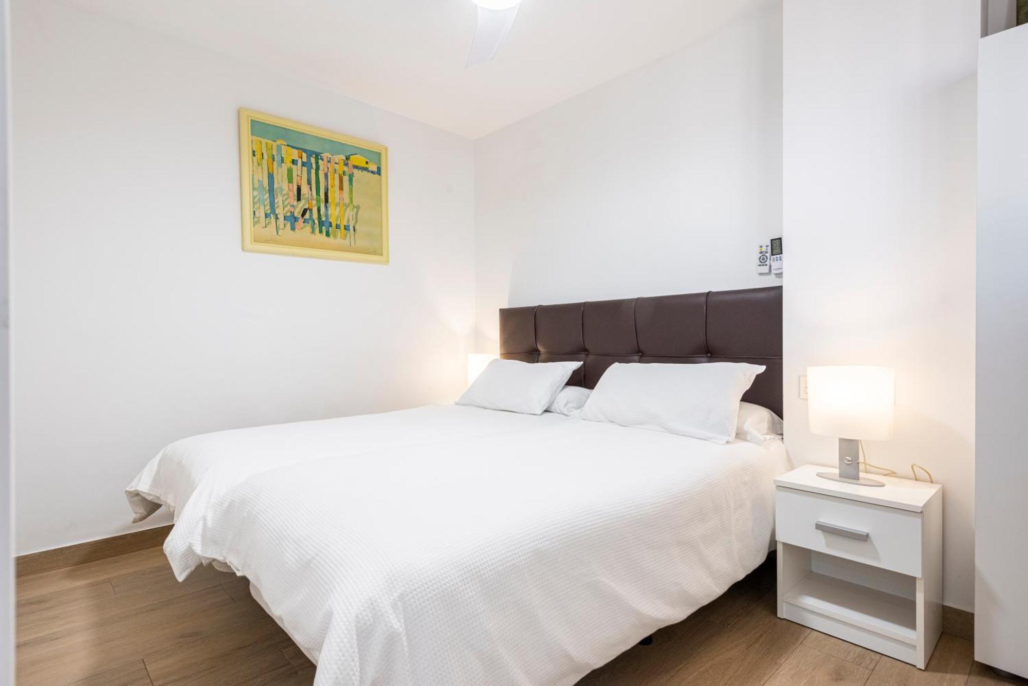 Beachfront -- New Luxury Apartment -- 1ª Linea Playa -- Fuengirola City Center -- Private Parking -- Panoramic Sea Views -- エクステリア 写真