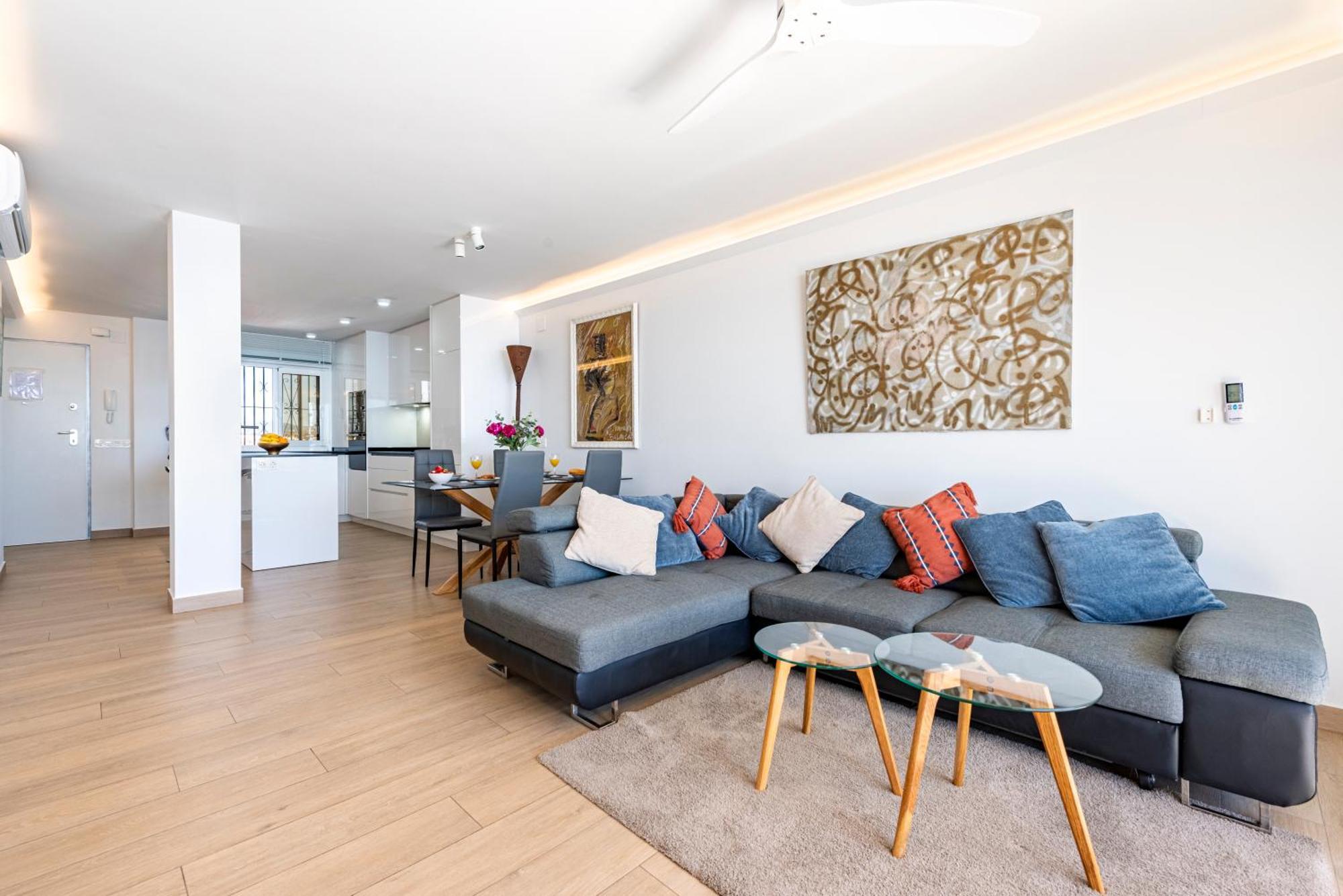 Beachfront -- New Luxury Apartment -- 1ª Linea Playa -- Fuengirola City Center -- Private Parking -- Panoramic Sea Views -- エクステリア 写真